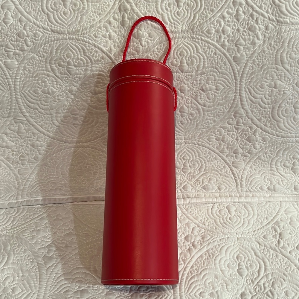 Pooch & Sweetheart red wine‎ bottle carrier